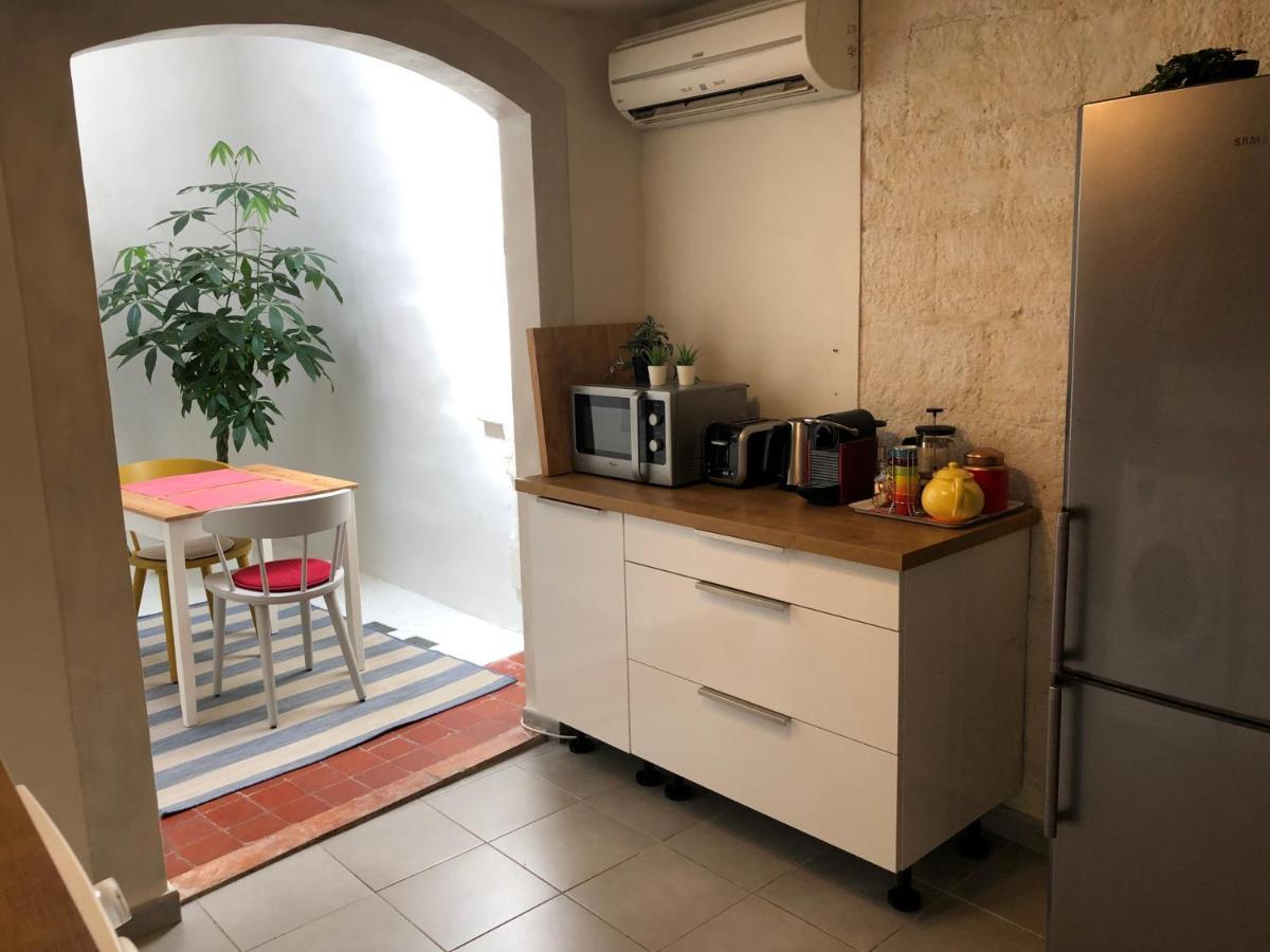 Le Triplex Les Halles Intra Muros Αβινιόν Εξωτερικό φωτογραφία