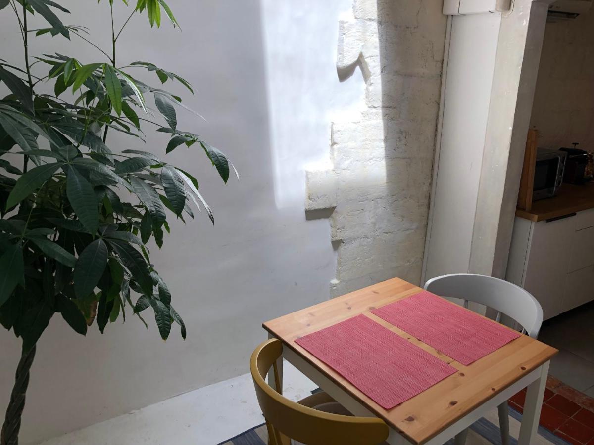 Le Triplex Les Halles Intra Muros Αβινιόν Εξωτερικό φωτογραφία